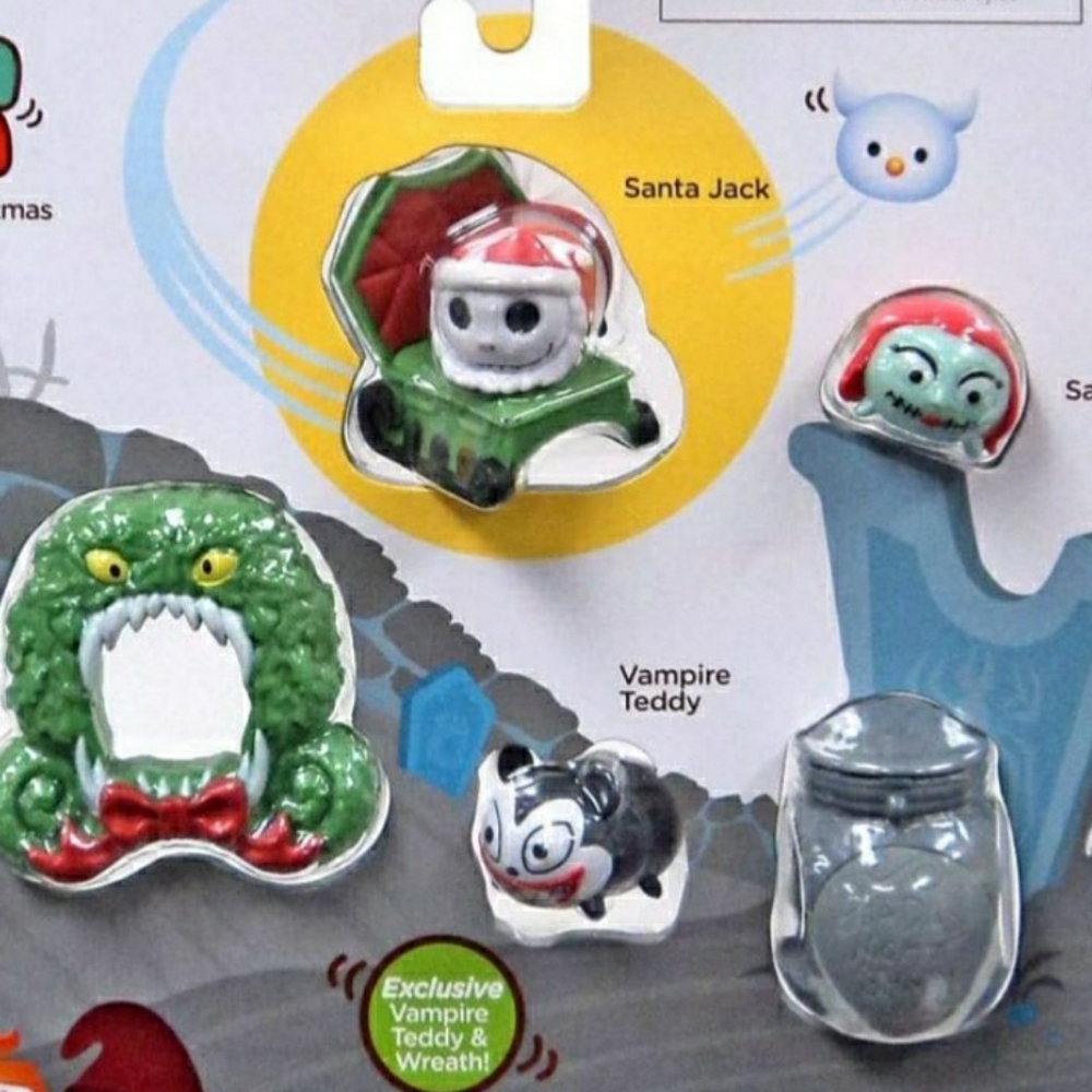 RARE Disney Nightmare Before Christmas Gift Set Walgreens Exclusive Decorations